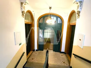 Pronájem kanceláře, Praha - Josefov, Pařížská, 222 m2