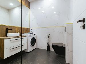 Prodej bytu 1+kk, Horní Planá, Náměstí, 39 m2