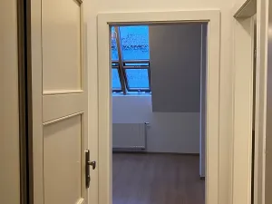 Pronájem bytu 1+kk, Praha - Libeň, Lindnerova, 37 m2