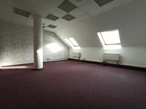 Pronájem kanceláře, Hradec Králové, Šimkova, 37 m2