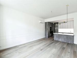 Pronájem bytu 3+kk, Praha - Vinohrady, náměstí Jiřího z Poděbrad, 93 m2