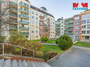 Prodej bytu 2+kk, Praha, V kapslovně, 58 m2