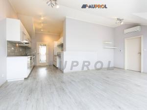 Prodej bytu 2+kk, Praha - Žižkov, Prokopovo náměstí, 78 m2