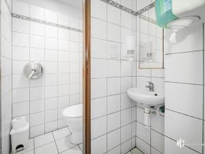 Prodej restaurace, Praha - Strašnice, Gutova, 301 m2