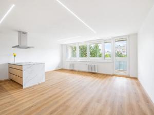 Prodej bytu 3+kk, Praha - Prosek, Vysočanská, 82 m2