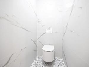 Prodej bytu 3+kk, Praha - Prosek, Vysočanská, 82 m2