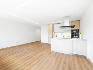 Prodej bytu 3+kk, Praha - Prosek, Vysočanská, 82 m2