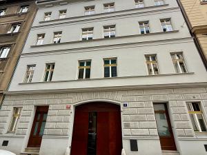 Pronájem bytu 2+kk, Praha - Smíchov, Pivovarská, 53 m2