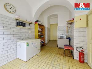 Pronájem obchodního prostoru, Planá, náměstí Svobody, 95 m2