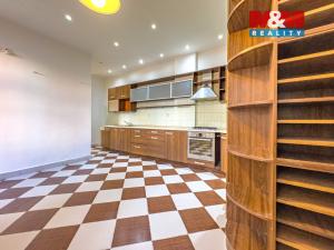 Prodej bytu 4+1, Ostrava - Moravská Ostrava, Veleslavínova, 127 m2