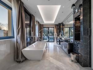 Prodej rodinného domu, Průhonice, Růžová, 590 m2