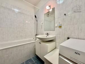 Prodej bytu 2+kk, Praha - Chodov, Divišovská, 43 m2