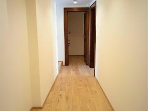 Pronájem bytu 2+1, Praha - Malá Strana, U lužického semináře, 74 m2