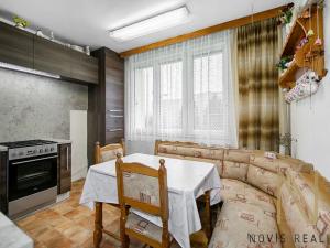 Prodej bytu 3+1, Plzeň, Plaská, 75 m2