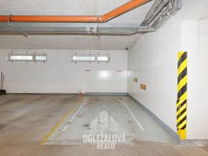 Pronájem garáže, Jihlava, Za Prachárnou, 20 m2