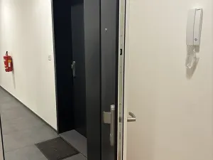 Pronájem bytu 2+kk, Praha - Vysočany, Oktábcových, 60 m2