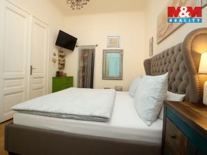 Prodej bytu 2+1, Praha - Smíchov, Janáčkovo nábřeží, 81 m2