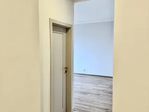 Prodej bytu 2+kk, Praha - Holešovice, Ortenovo náměstí, 50 m2