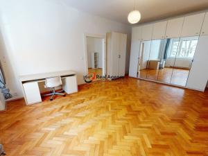 Pronájem bytu 2+1, Praha - Vršovice, Tolstého, 56 m2