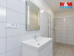 Prodej rodinného domu, Hrabyně, 188 m2