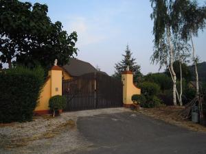 Prodej zemědělské usedlosti, Klatovy, 304 m2