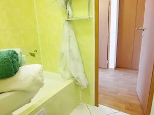 Pronájem bytu 1+kk, Brno, Sevastopolská, 38 m2