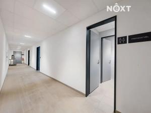 Pronájem obchodního prostoru, Pardubice, Na Spravedlnosti, 110 m2