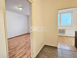 Pronájem bytu 1+1, Ostrava, Ivana Sekaniny, 36 m2