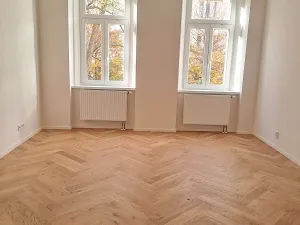 Pronájem bytu 1+1, Praha - Vinohrady, Velehradská, 43 m2