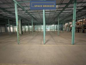 Pronájem skladu, Hradec Králové, 2880 m2