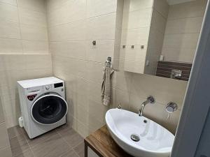 Pronájem bytu 2+1, Brno - Bystrc, Kuršova, 66 m2