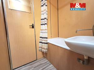 Pronájem bytu 1+1, Plzeň, Komenského, 38 m2