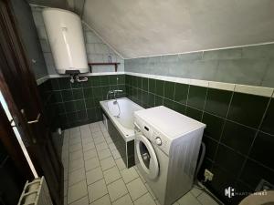 Pronájem bytu 1+1, Praha - Dolní Počernice, Úpická, 32 m2