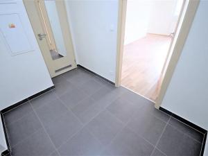 Pronájem bytu 2+kk, Praha - Háje, Loosova, 50 m2