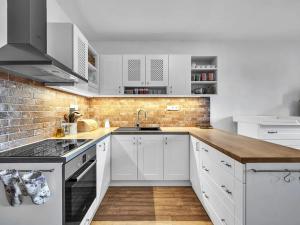 Prodej rodinného domu, Litomyšl, B. Němcové, 360 m2