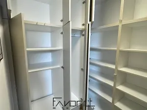 Prodej bytu 3+kk, Ostrava, Dr. Martínka, 54 m2