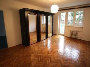 Pronájem bytu 3+1, Praha - Podolí, Gončarenkova, 82 m2