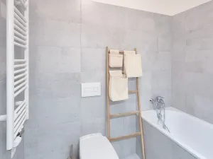 Pronájem bytu 2+kk, Praha - Karlín, Breitfeldova, 63 m2