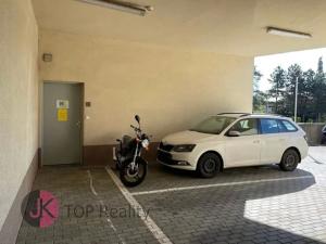 Prodej garáže, Praha - Hostivař, 25 m2