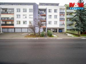 Pronájem bytu 2+kk, Hradec Králové, Na Občinách, 38 m2
