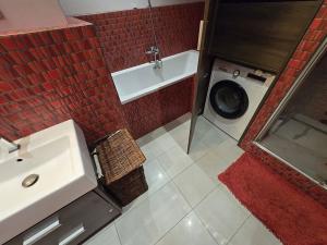 Pronájem bytu 3+kk, Praha - Žižkov, Lupáčova, 78 m2