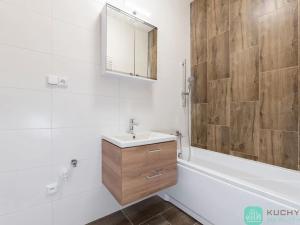 Pronájem bytu 2+1, Teplice, 28. října, 50 m2