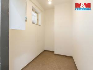 Pronájem obchodního prostoru, Benátky nad Jizerou - Benátky nad Jizerou I, Husovo náměstí, 194 m2