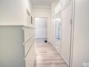 Pronájem bytu 2+1, Olomouc, Kaštanová, 64 m2