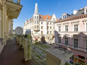 Pronájem bytu 4+kk, Karlovy Vary, Zeyerova, 124 m2