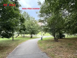 Prodej bytu 1+kk, Praha - Háje, Hlavatého, 27 m2