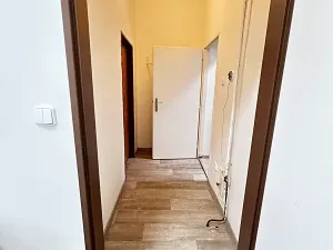 Pronájem obchodního prostoru, Nový Jičín, Gen. Hlaďo, 16 m2