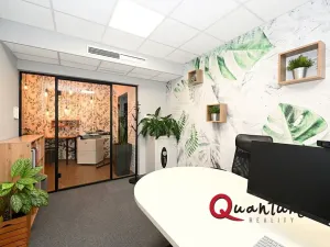 Pronájem kanceláře, Praha - Vinohrady, Šafaříkova, 138 m2