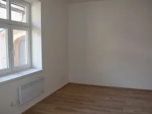 Pronájem bytu 1+1, Volyně, náměstí Svobody, 32 m2