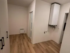Pronájem bytu 2+kk, Liberec, Jabloňová, 58 m2